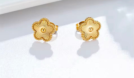 Dainty Gold Clover Flower Stainless Steel Stud Earrings